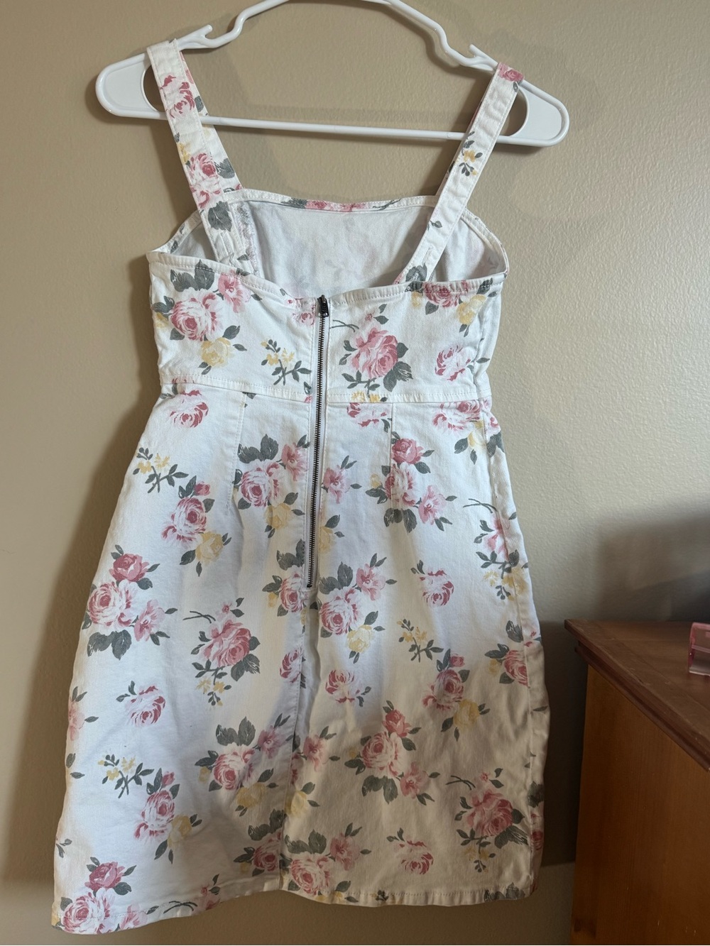 Hollister Floral Denim Mini Dress White Pink Rose Print XS - Picture 4 of 8